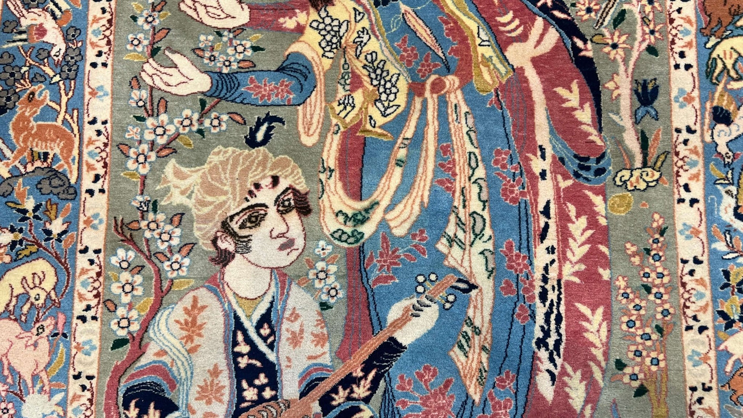 Persian Isfahan 2'8"x3'9" Area Rug