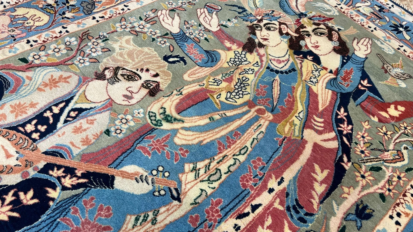 Persian Isfahan 2'8"x3'9" Area Rug