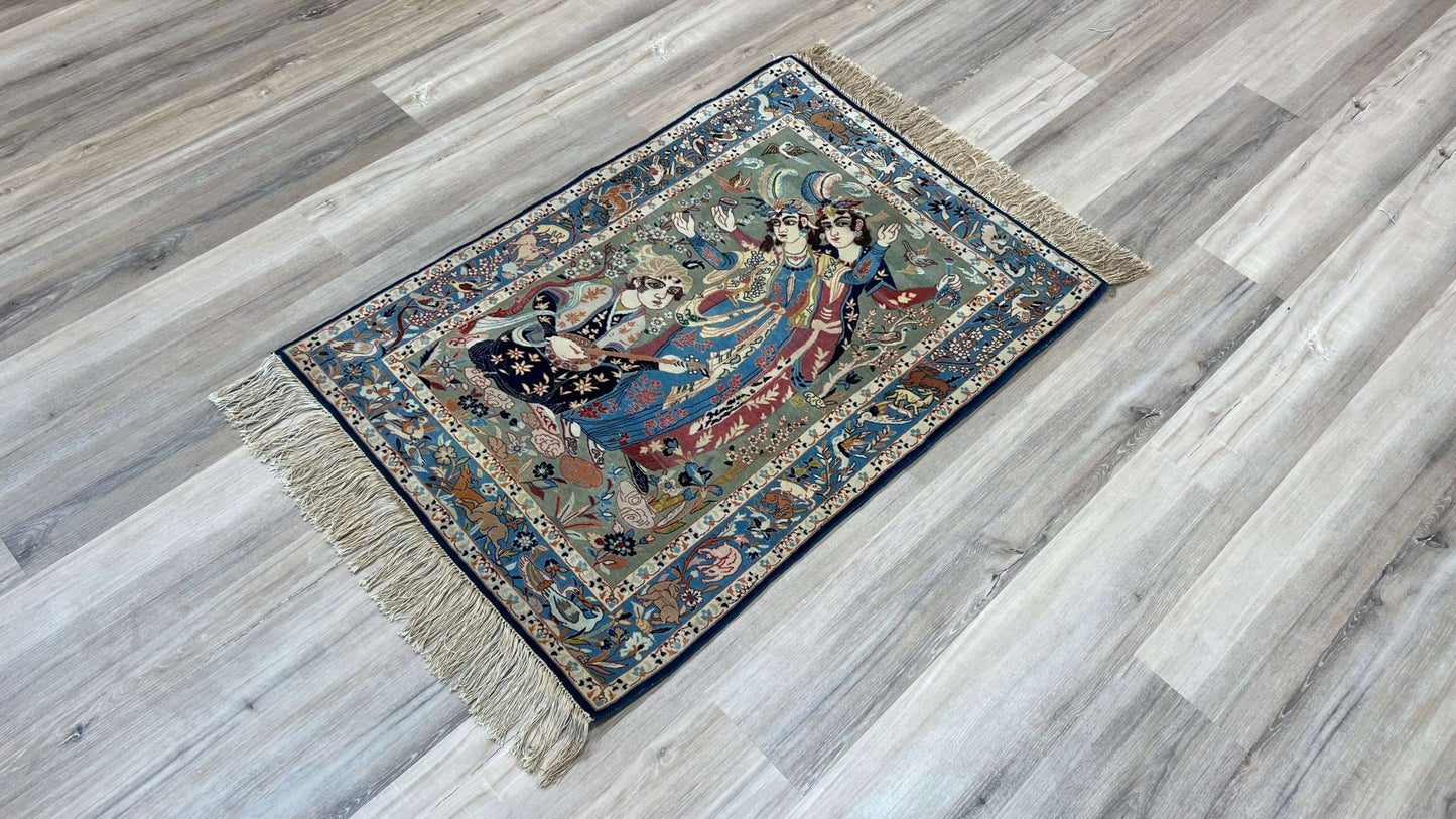 Persian Isfahan 2'8"x3'9" Area Rug