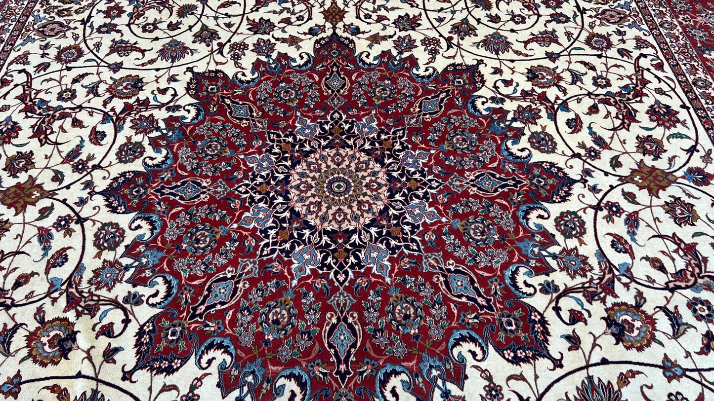 Persian Isfahan 10'3"x15"5' Area Rug