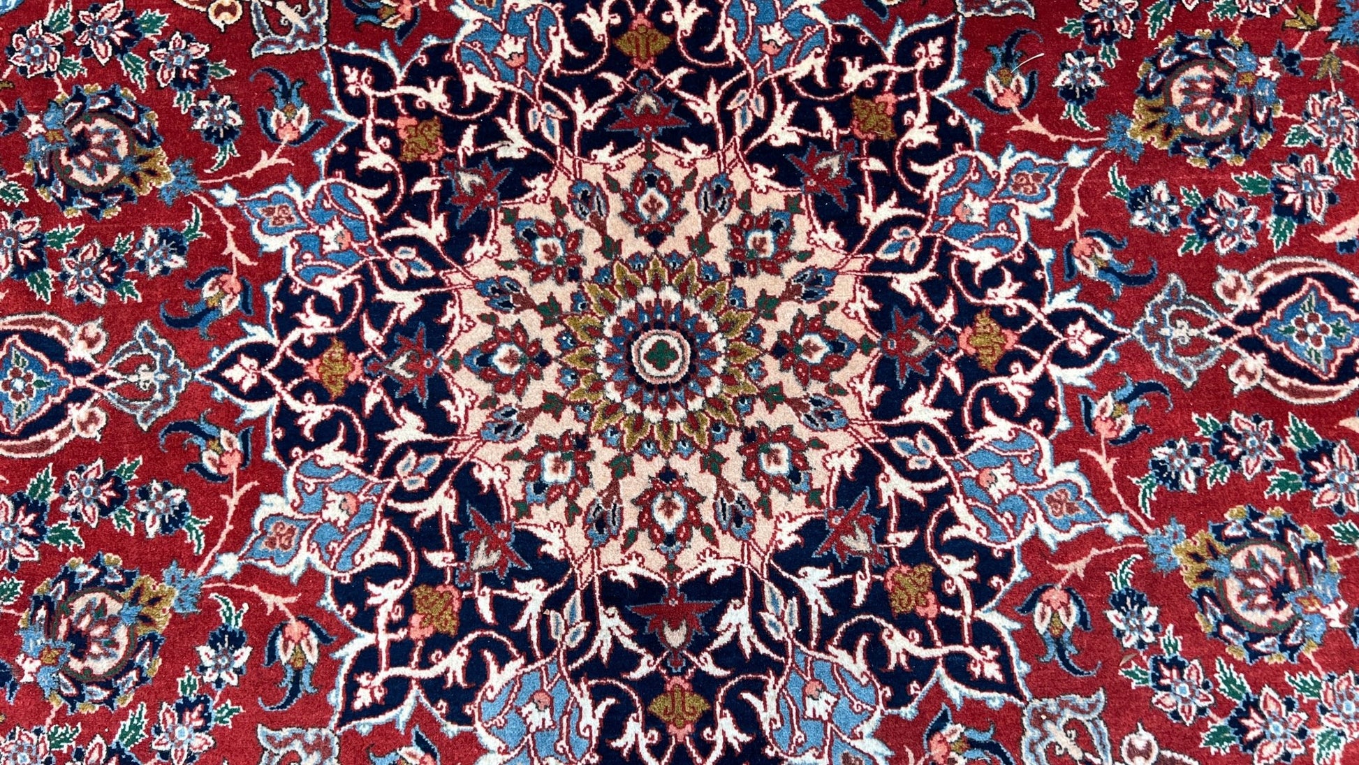 Persian Isfahan 10'3"x15"5' Area Rug
