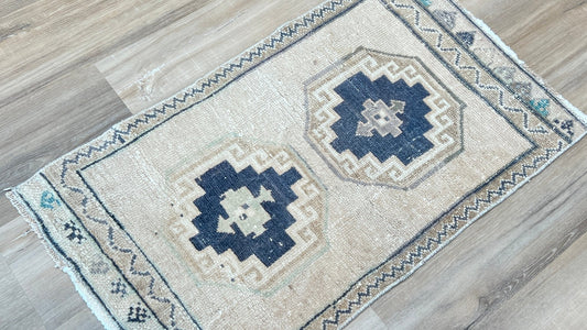 Turkish Vintage 1'7"x2'8" Area Rug