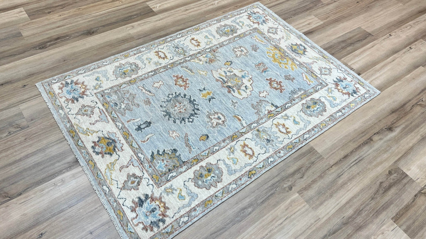 Floral Oushak 4'x6' Area Rug