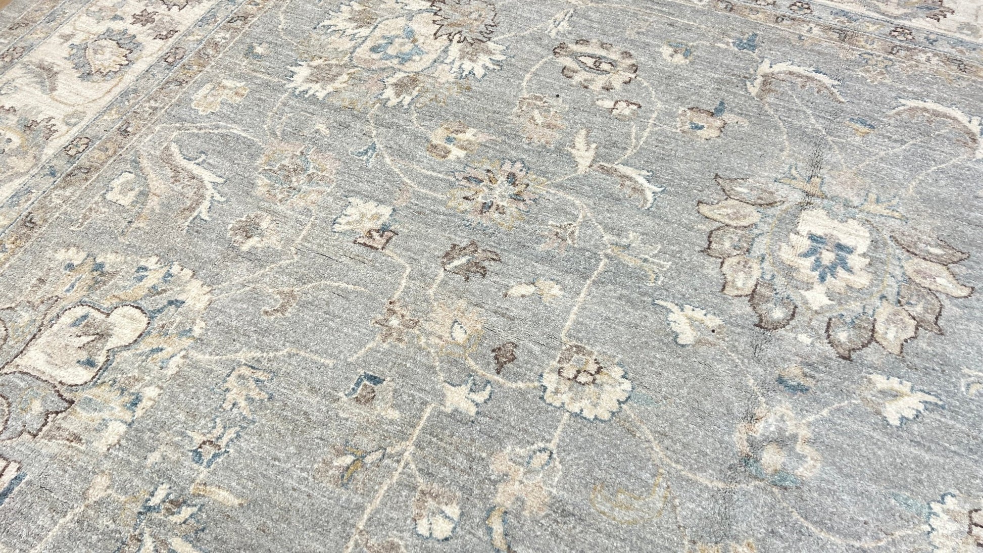 Floral Oushak 9'10"x13'10'' Area Rug