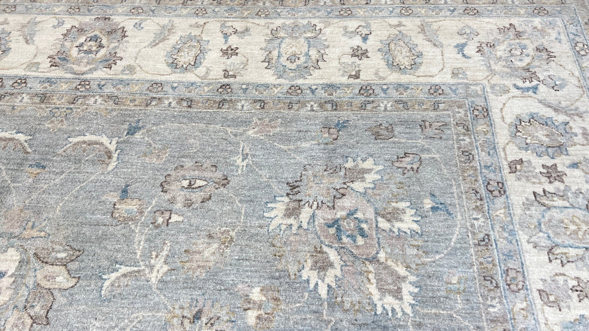 Floral Oushak 9'10"x13'10'' Area Rug