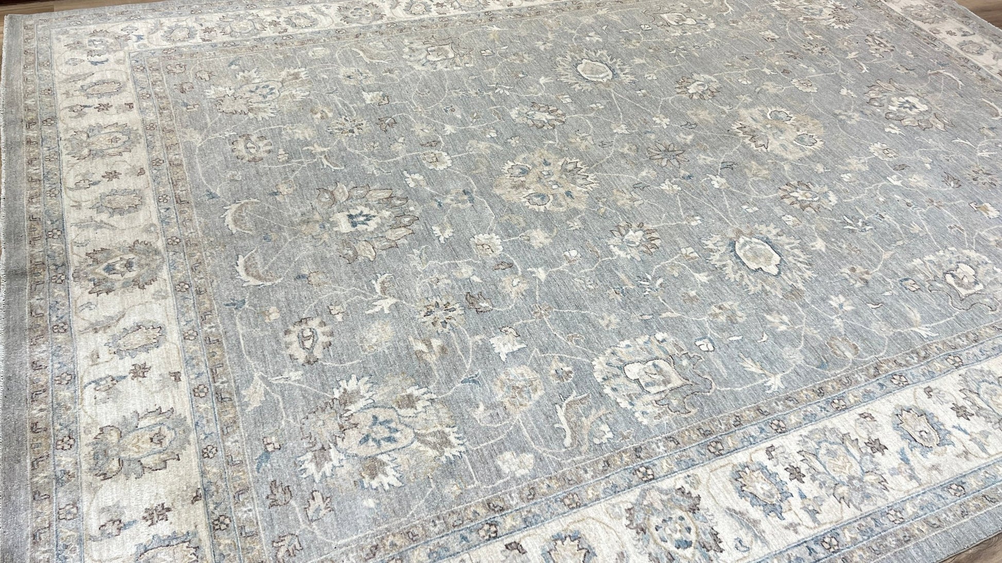 Floral Oushak 9'10"x13'10'' Area Rug