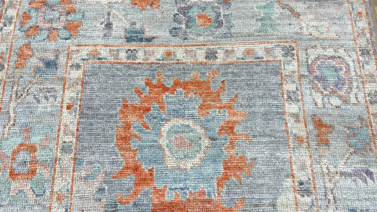 Floral Oushak 2'10"x5' Area Rug