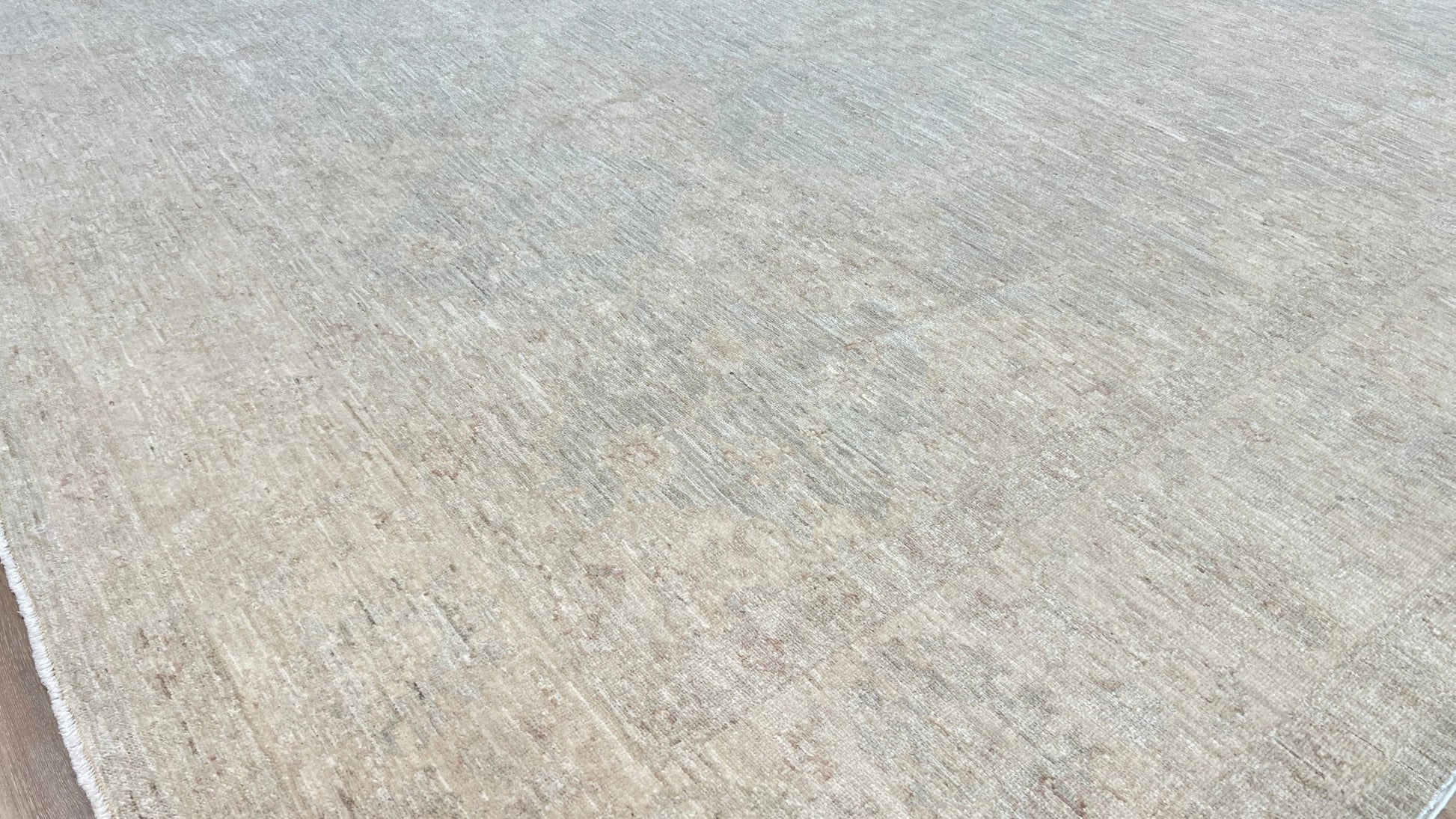 Muted Oushak 8'1" x 9'5" - Wooden Looms Rug Gallery