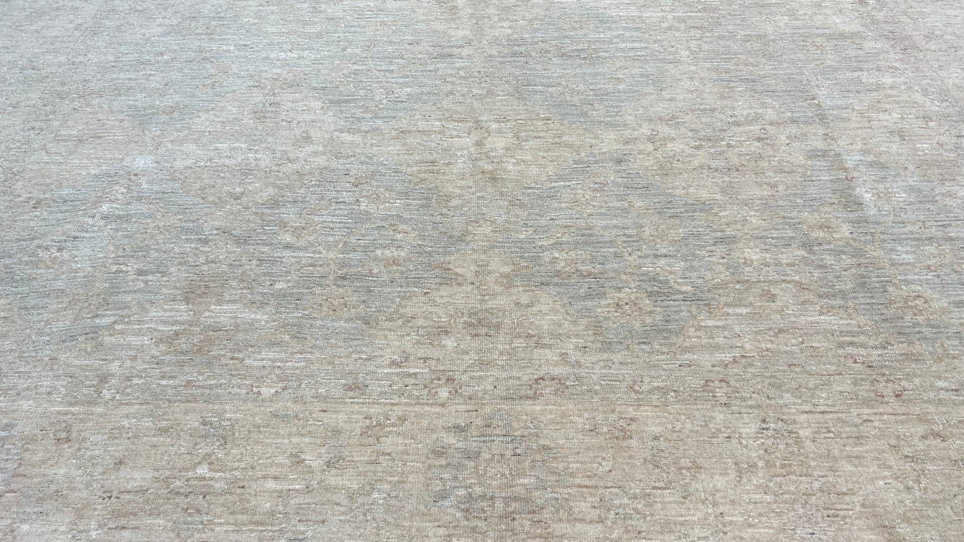 Muted Oushak 8'1" x 9'5" - Wooden Looms Rug Gallery