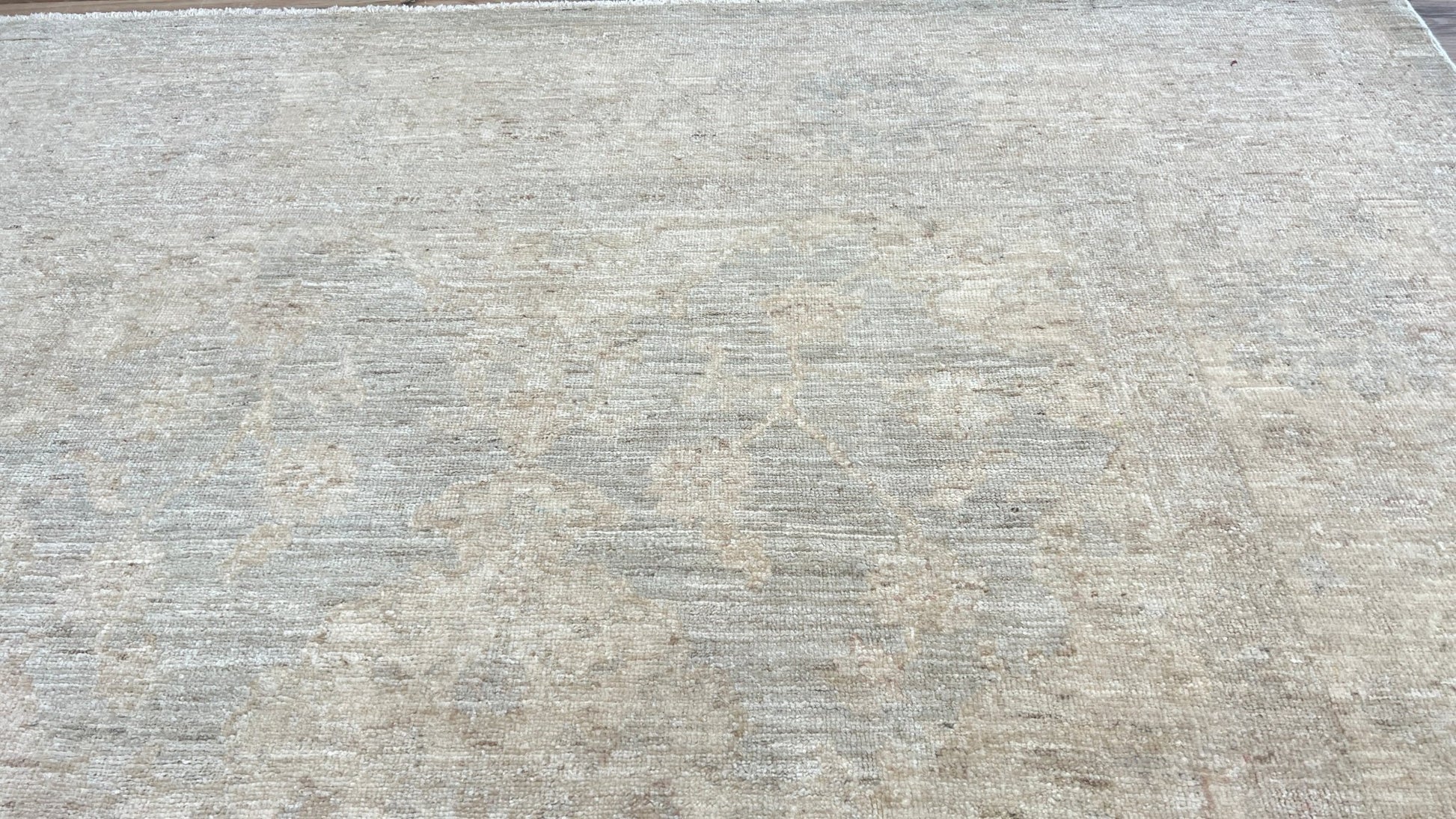 Muted Oushak 8'1" x 9'5" - Wooden Looms Rug Gallery