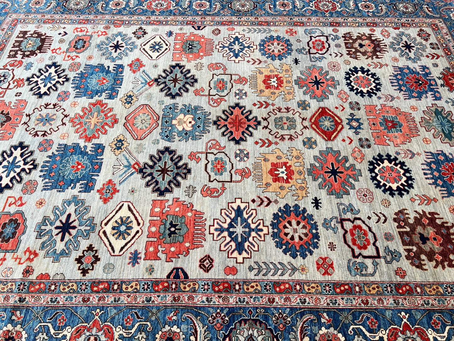Transitional Bijar 9'9"x13'8" Area Rug