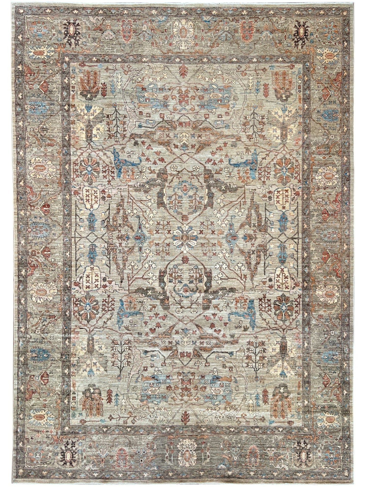 Transitional Bijar 10'1"x13'9" Area Rug