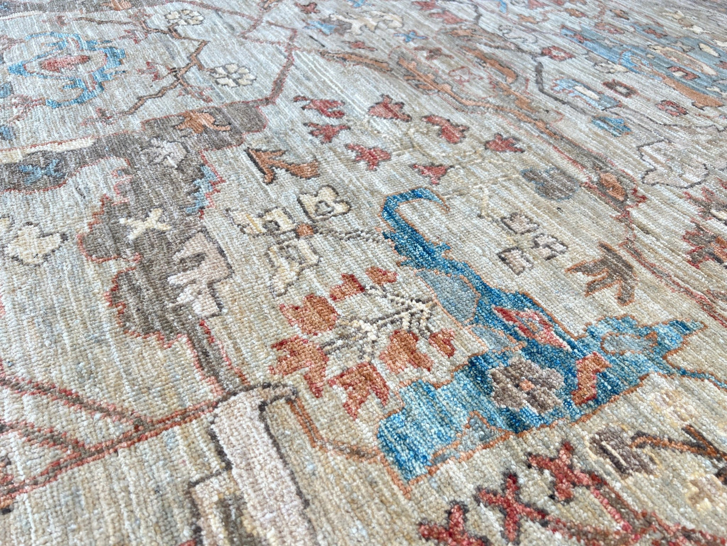 Transitional Bijar 10'1"x13'9" Area Rug