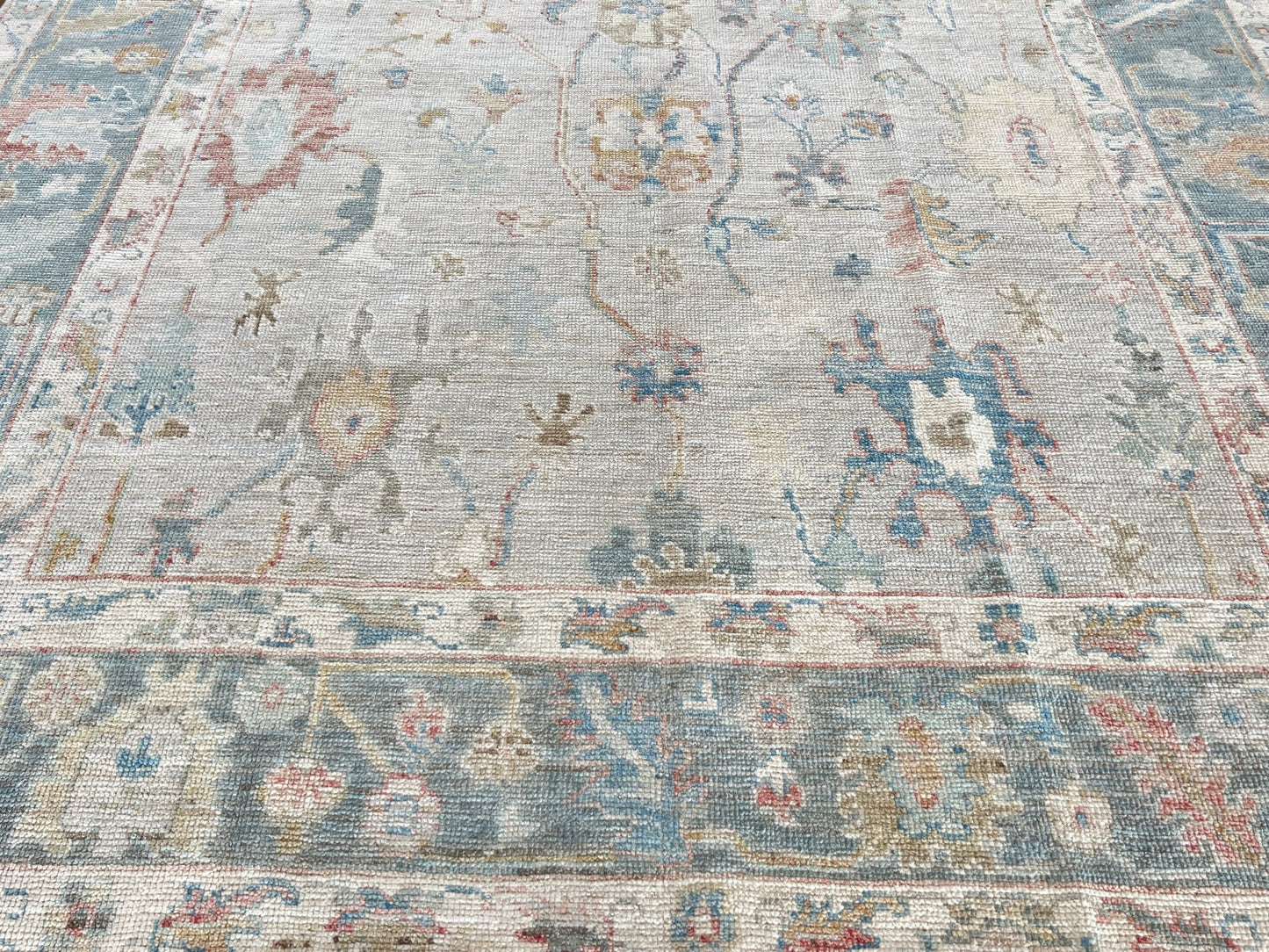 Floral Oushak 6'x8'9" Area Rug