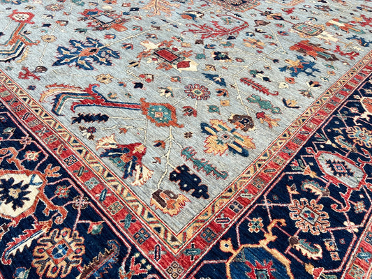 Transitional Serapi 9'11"x13'11" Area Rug