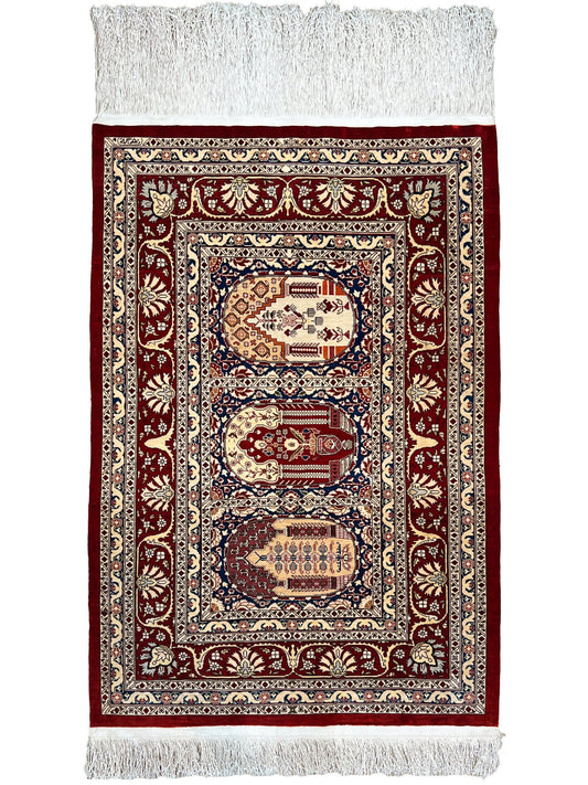 Traditional Hereke 2'1"x3'1" Area Rug