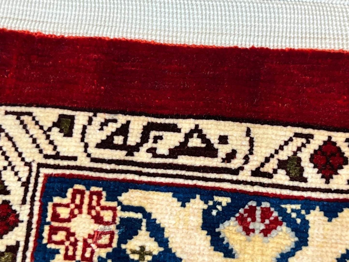 Traditional Hereke 2'1"x3'1" Area Rug