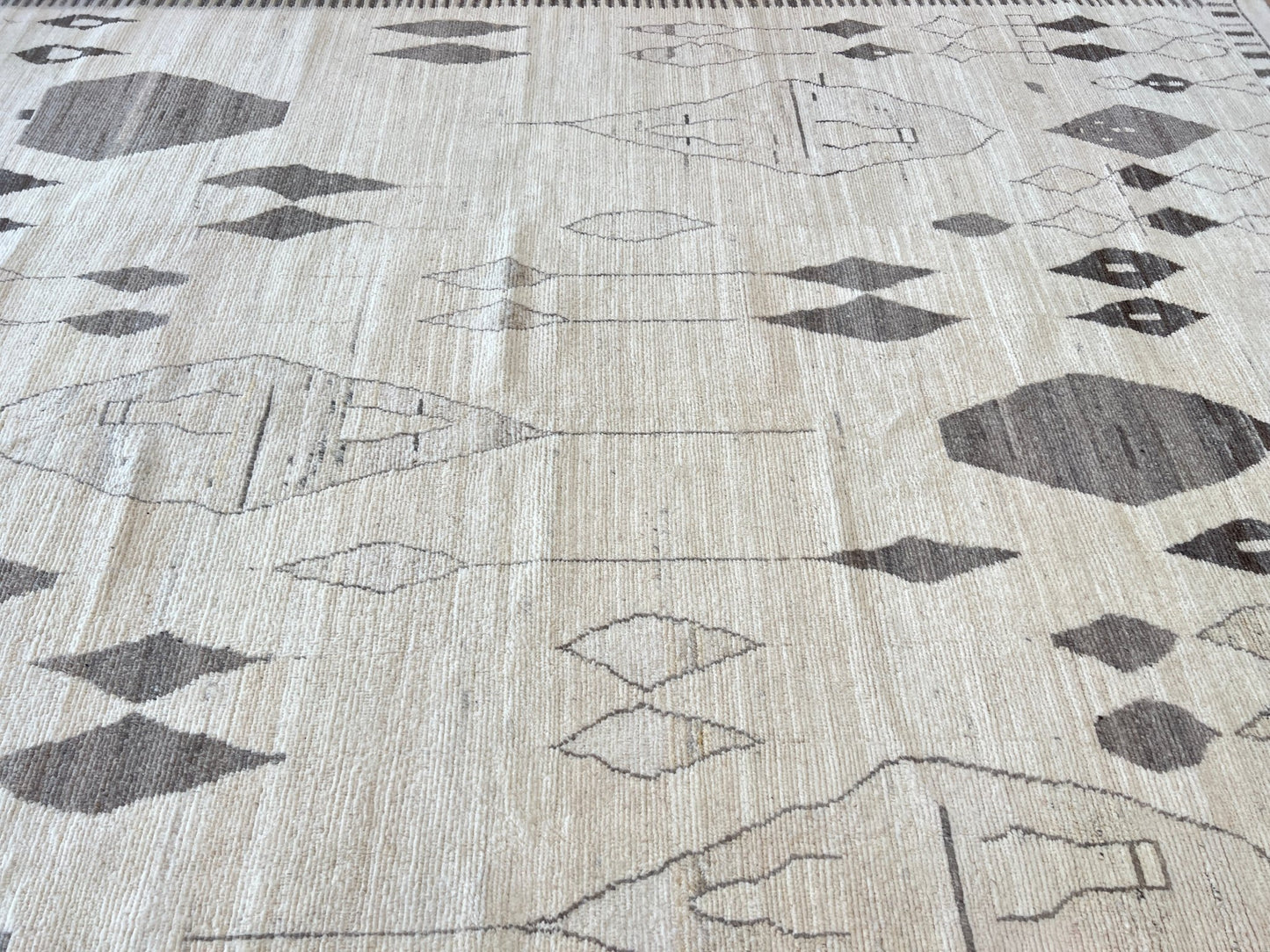 Moroccan Style 10'0"x14'0" Area Rug