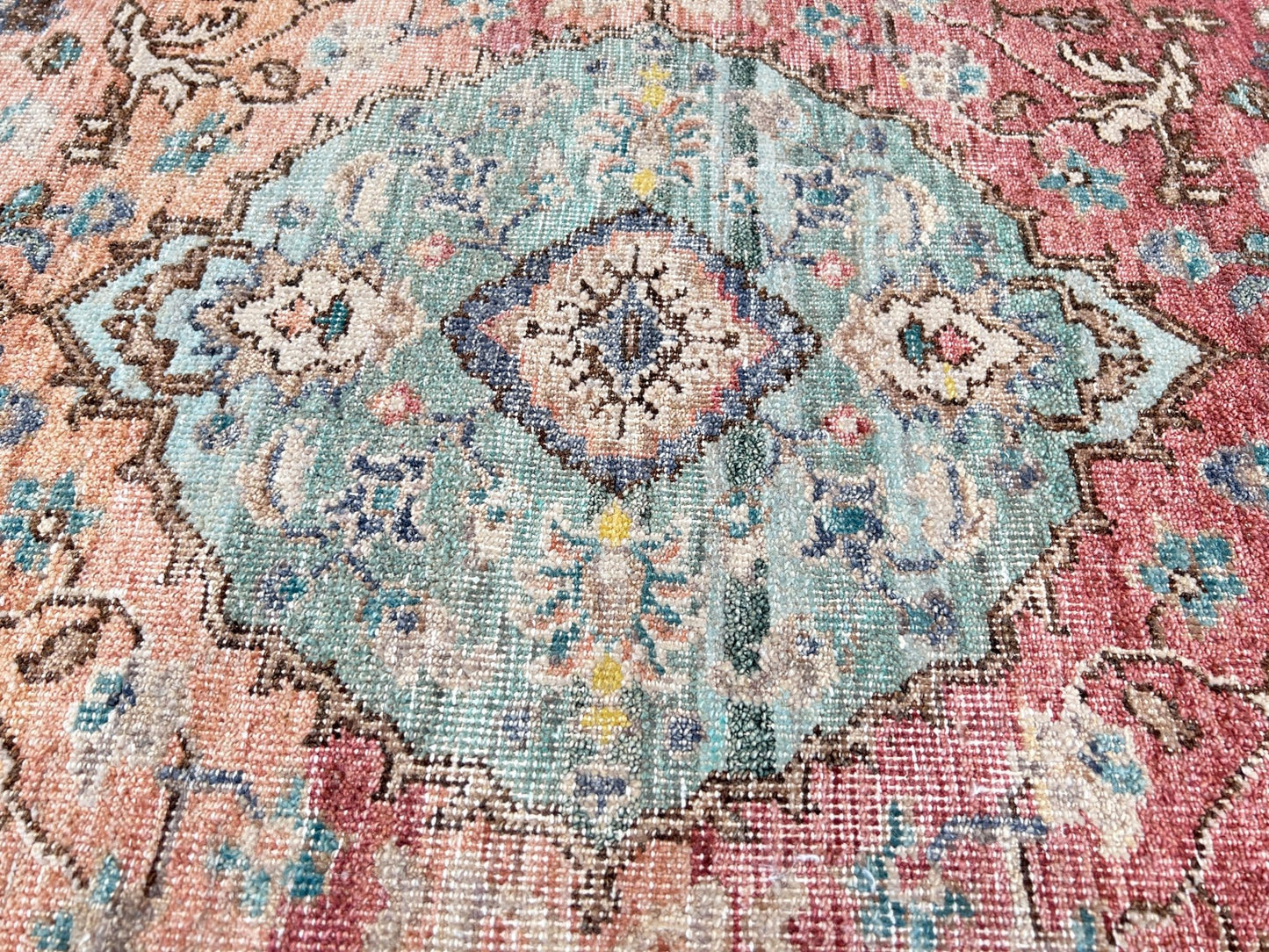 Vintage Look Tabriz 2'11"x5'1" Area Rug