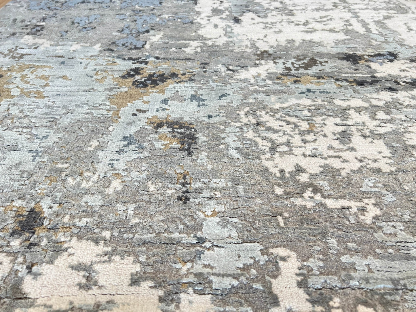 Abstract Modern 4'0"x6'0" Area Rug