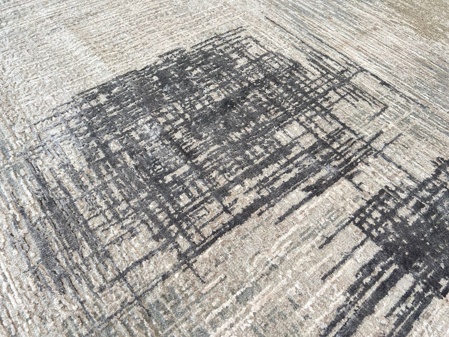 Abstract Modern 9'11"x14'0" Area Rug