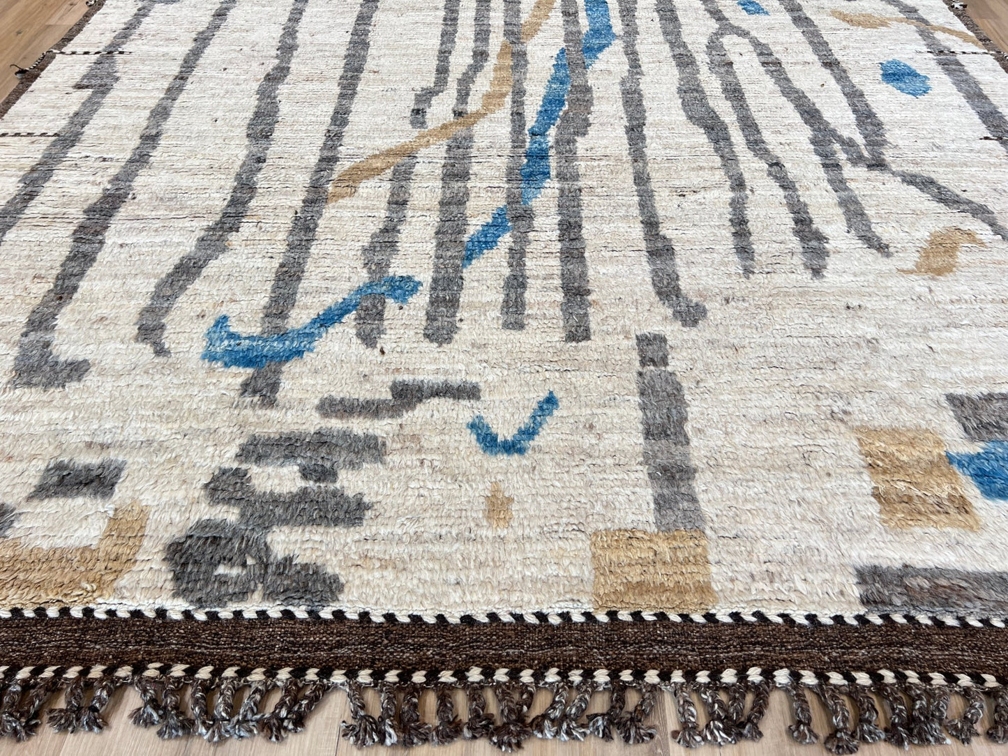 Moroccan Style 8'10"x12'4" Area Rug