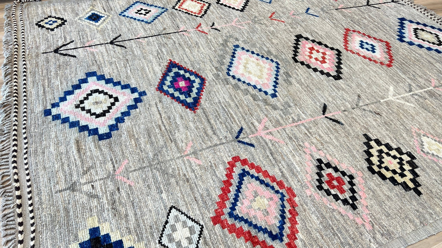 Moroccan Style 10'6"x13'6" Area Rug