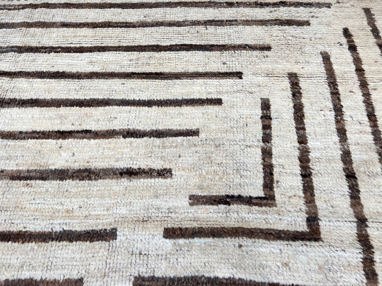 Moroccan Style 9'11"x13'6" Area Rug