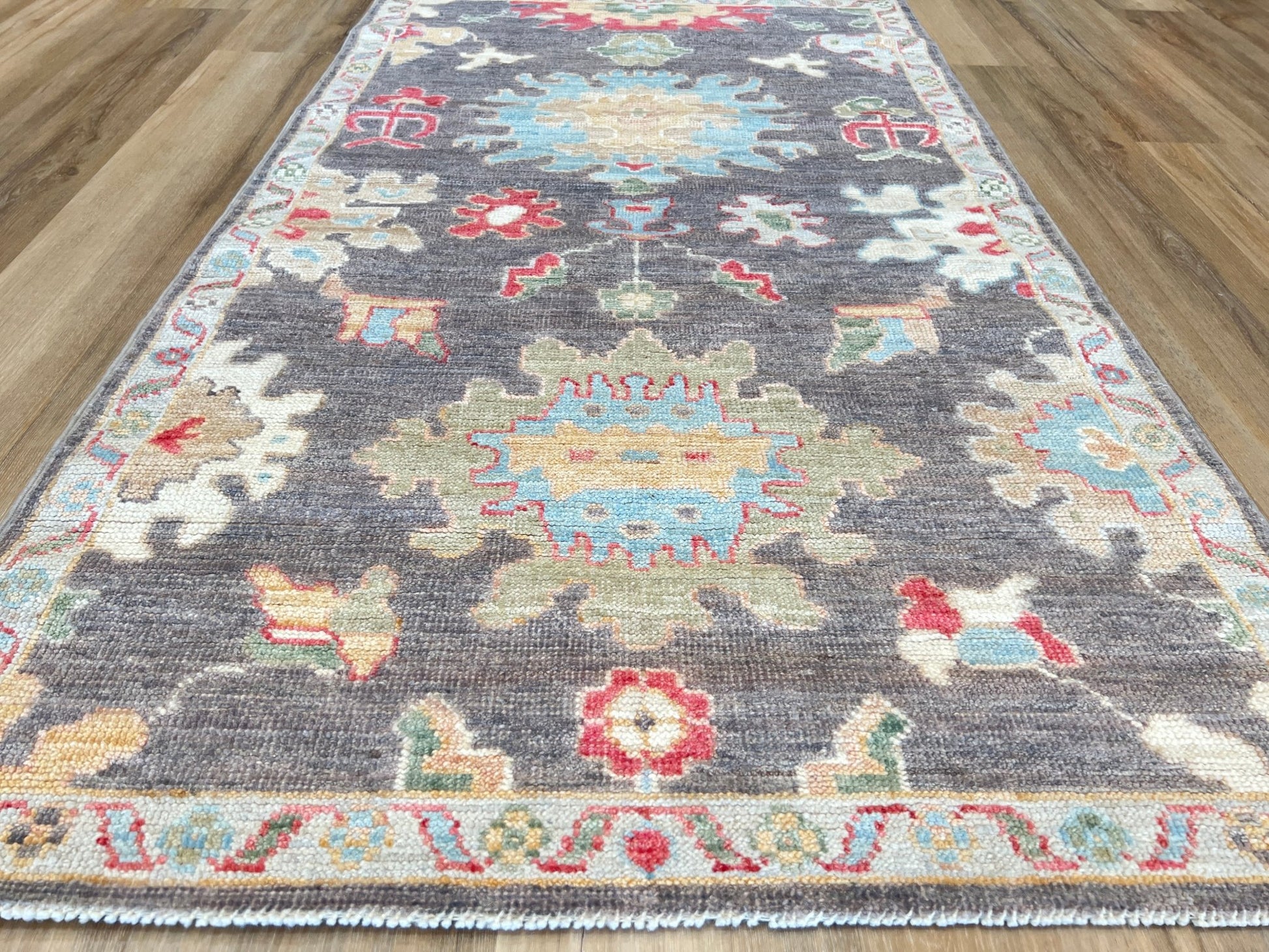 Floral Oushak 3'0"x5'4" Area Rug