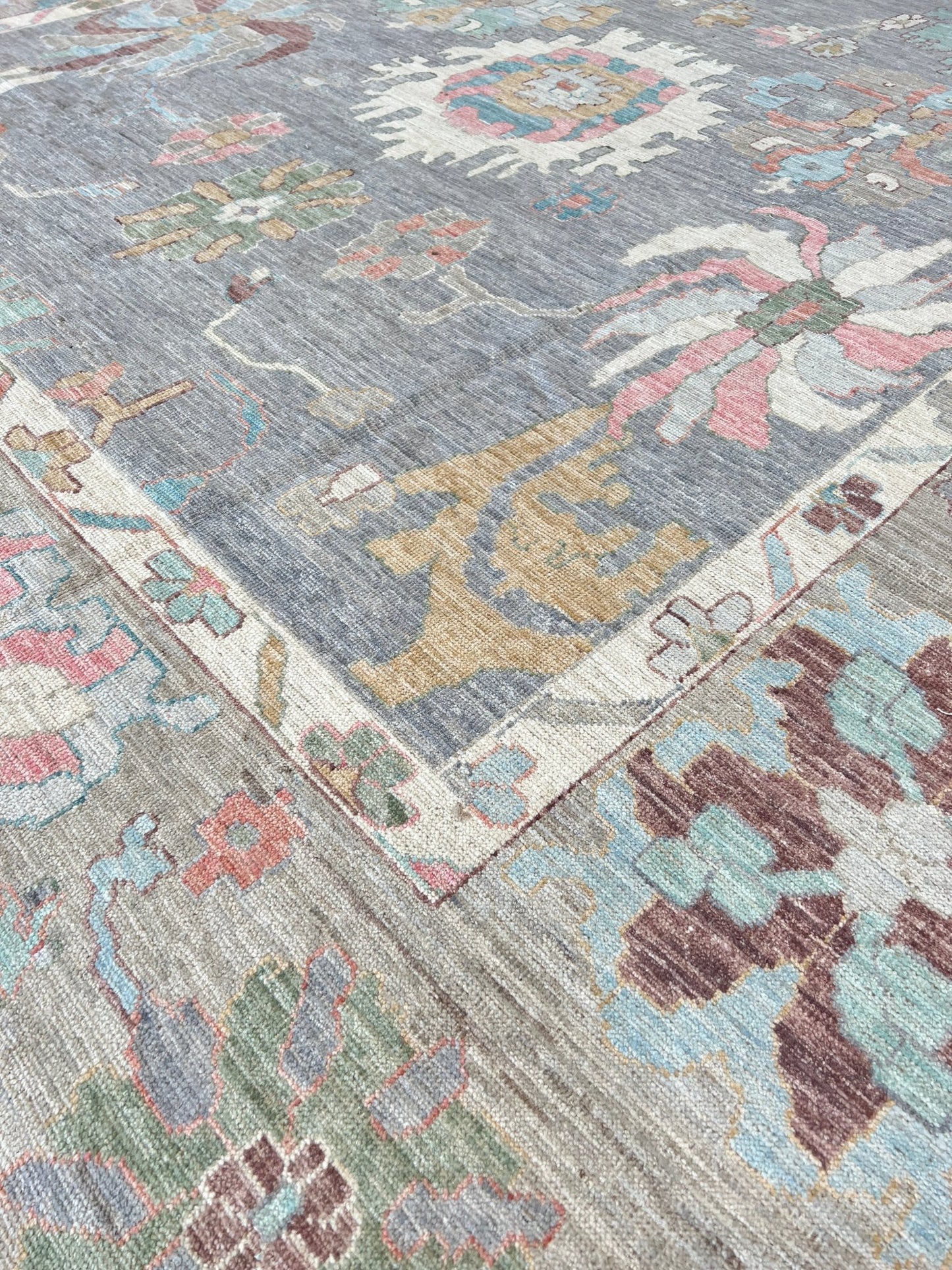 Floral Oushak 9'11"x13'11" Area Rug