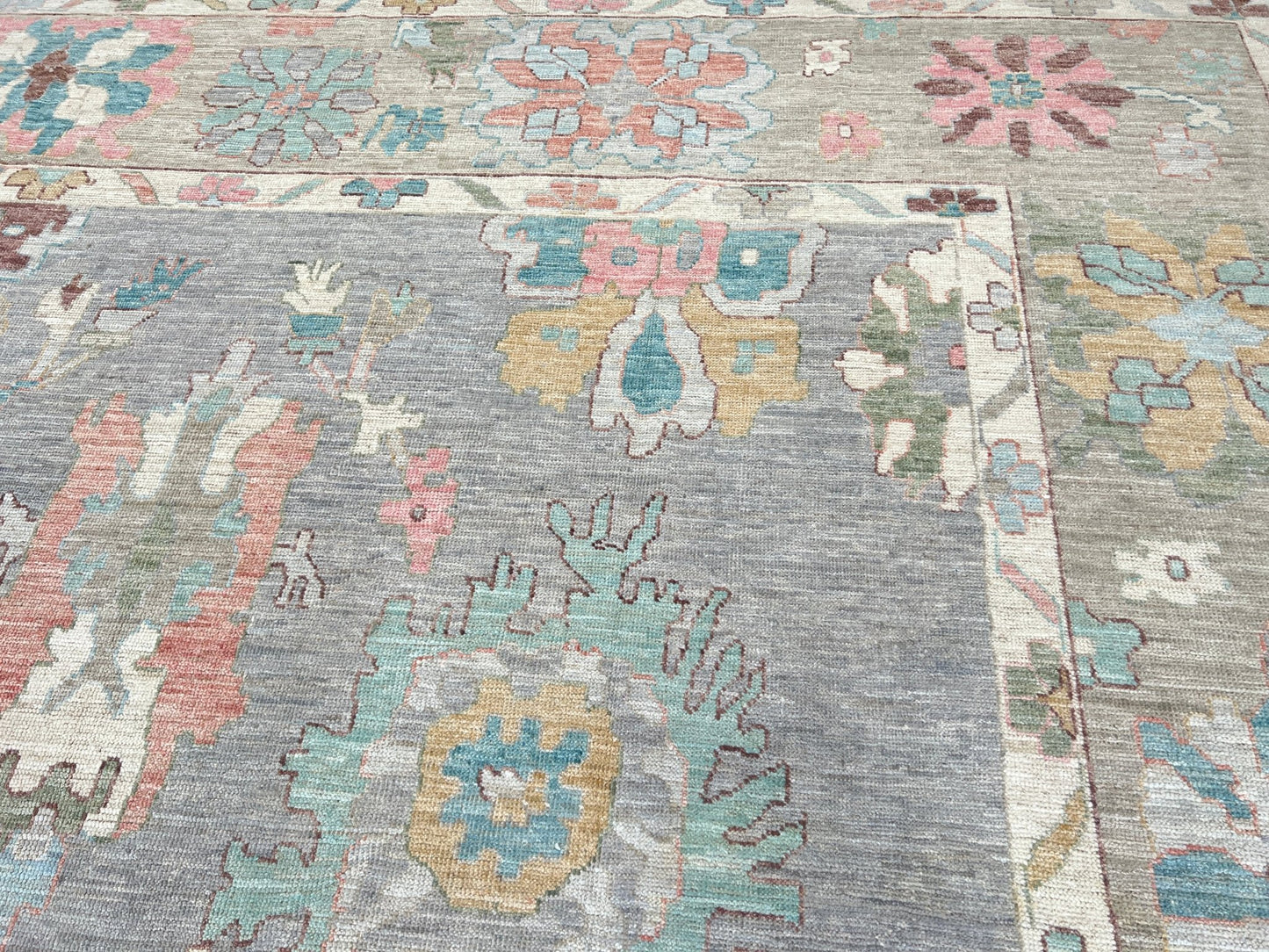 Floral Oushak 9'11"x13'11" Area Rug