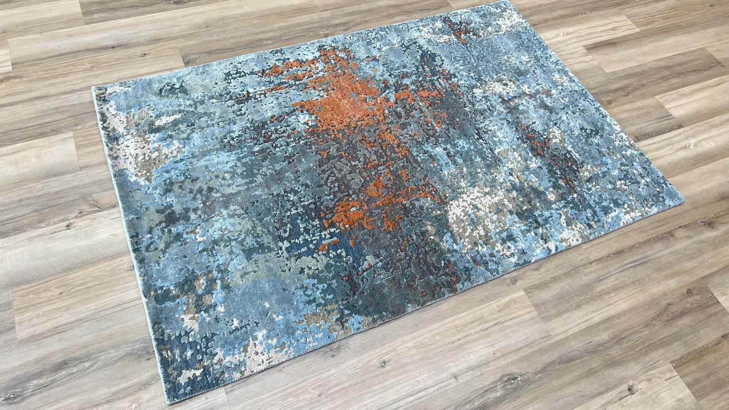Abstract Modern 4'0"x6'0" Area Rug