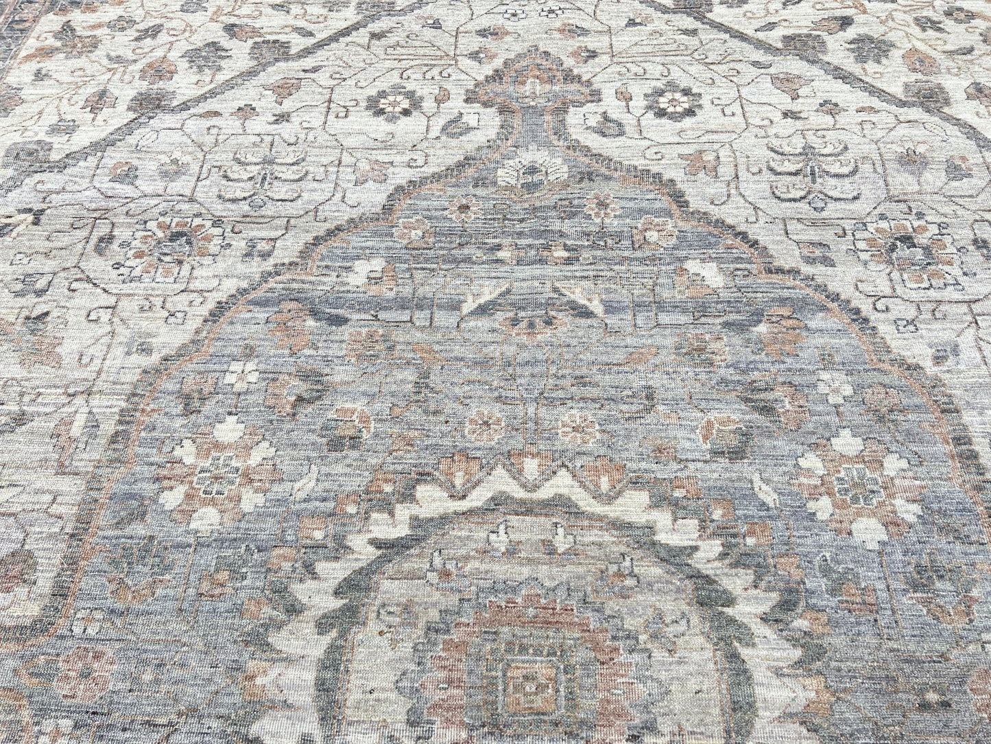 Vintage Look Tabriz 10'2"x13'11" Area Rug