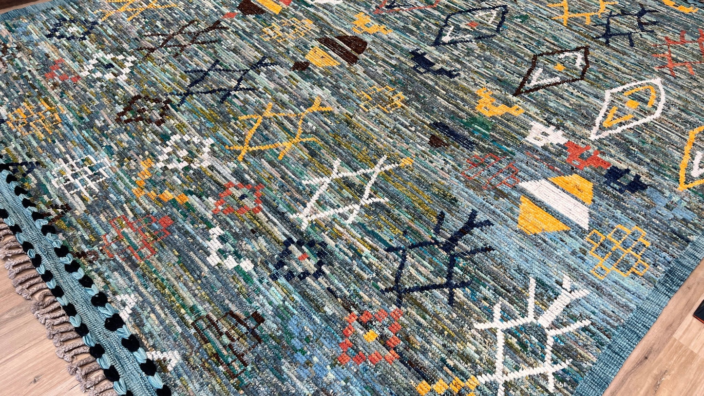 Moroccan Style 10'4"x13'6" Area Rug