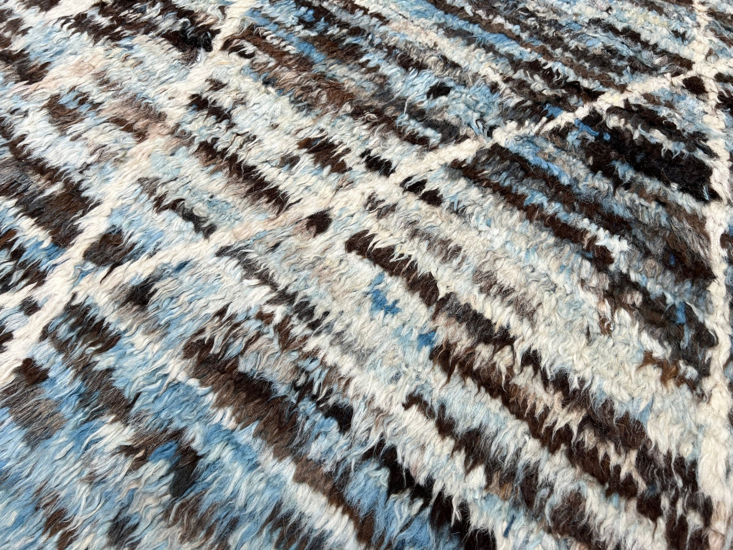 Moroccan Style 9'11"x13'11" Area Rug