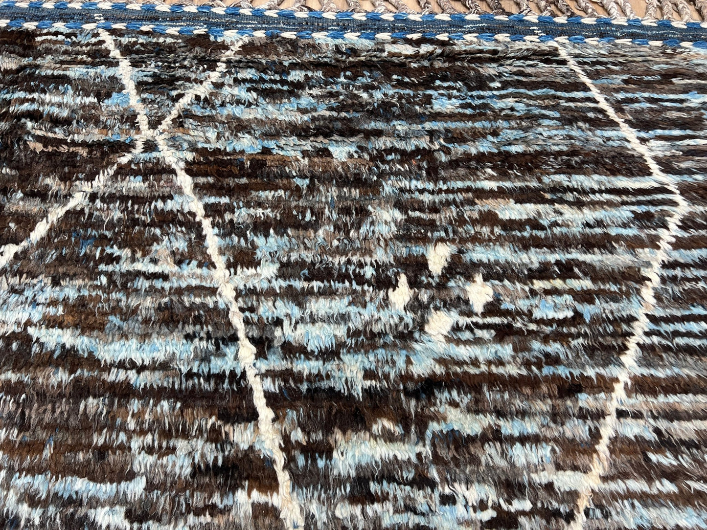 Moroccan Style 9'11"x13'11" Area Rug