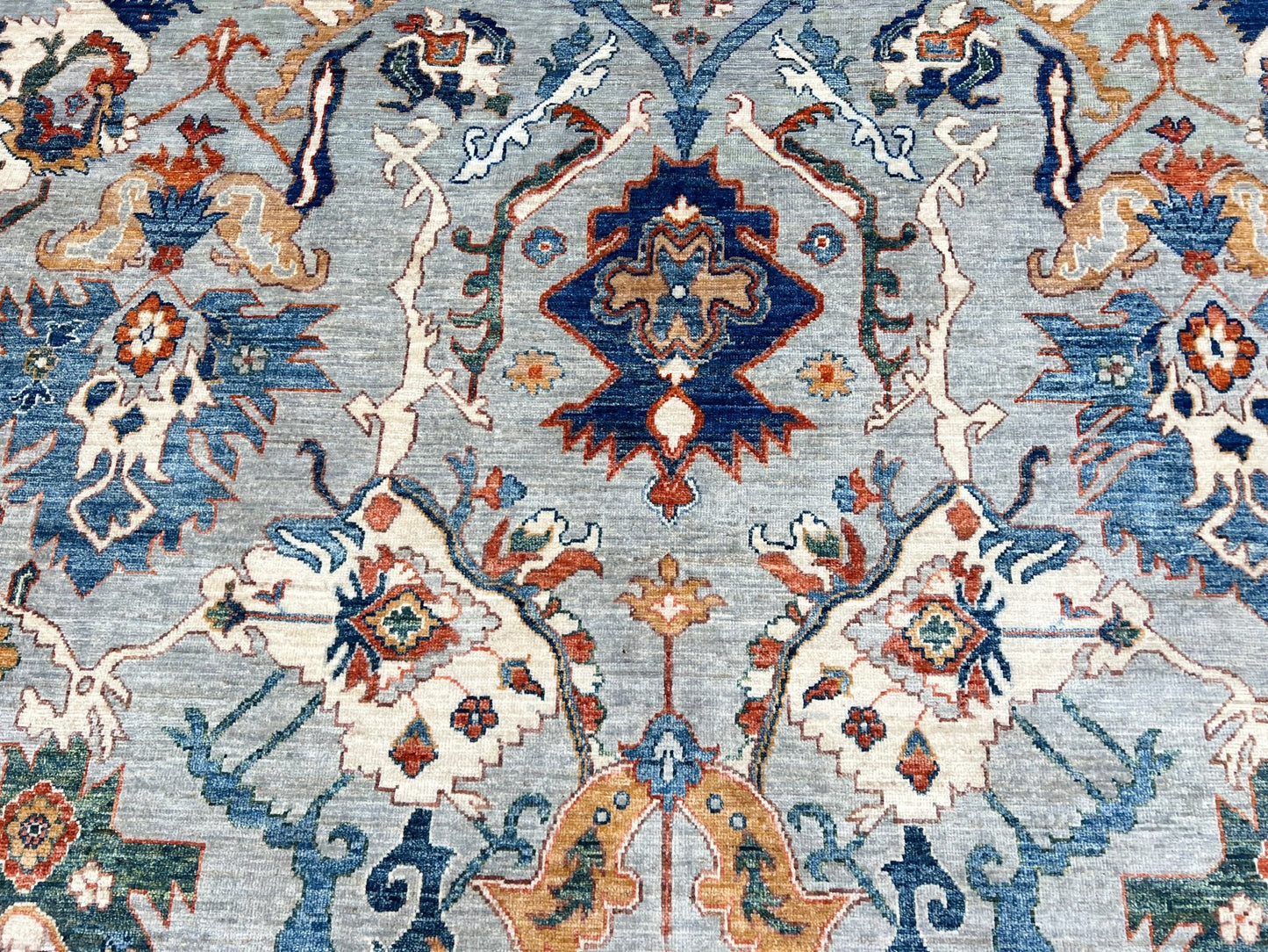 Transitional Heriz 8'10"x11'11" Area Rug