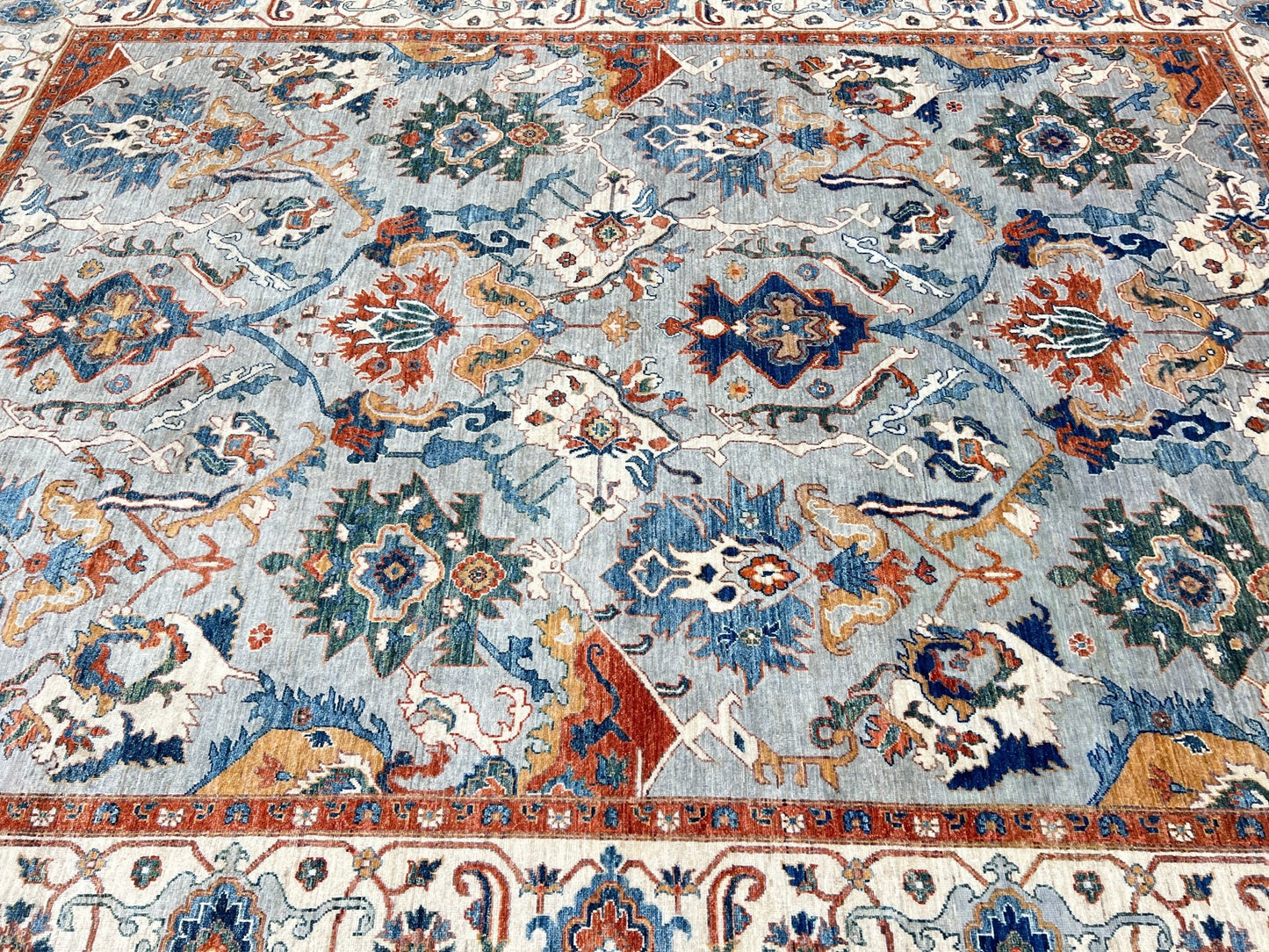 Transitional Heriz 8'10"x11'11" Area Rug
