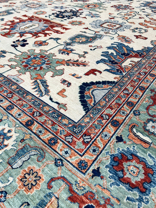 Transitional Heriz 9'11"x13'10" Area Rug