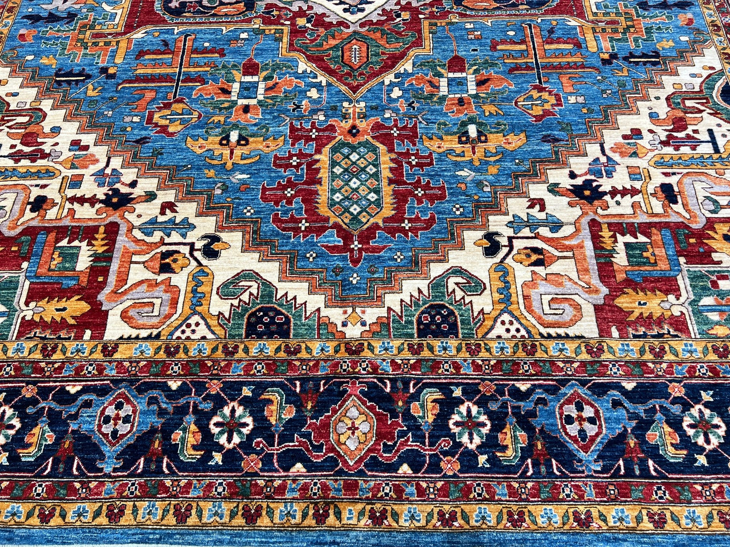 Transitional Heriz 12'1"x15'0" Area Rug
