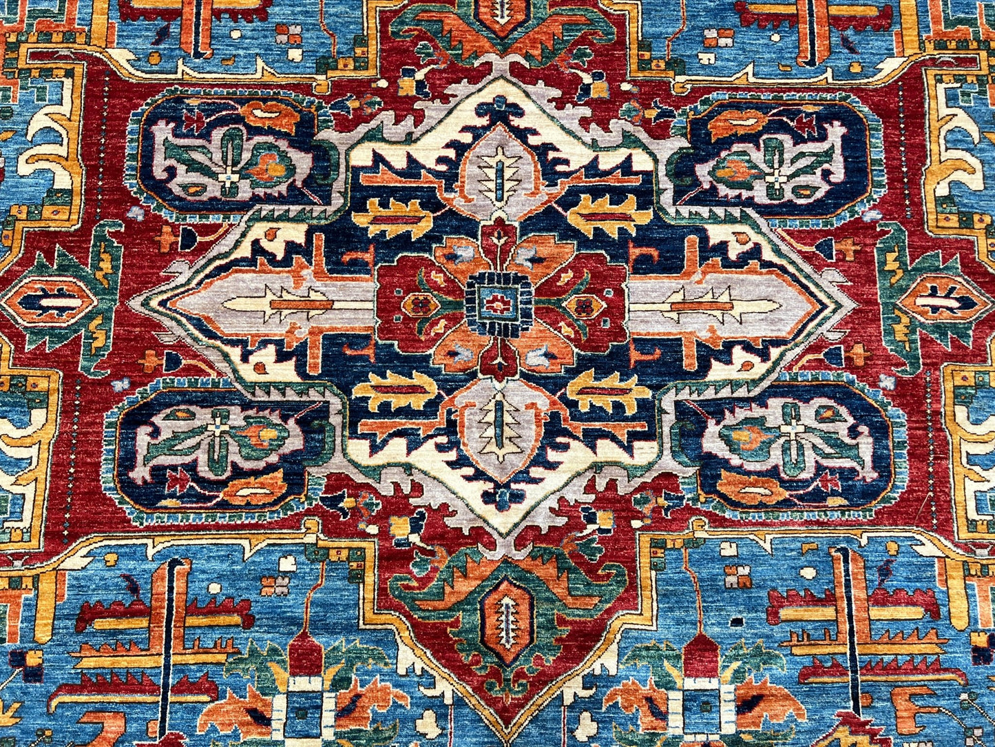 Transitional Heriz 12'1"x15'0" Area Rug