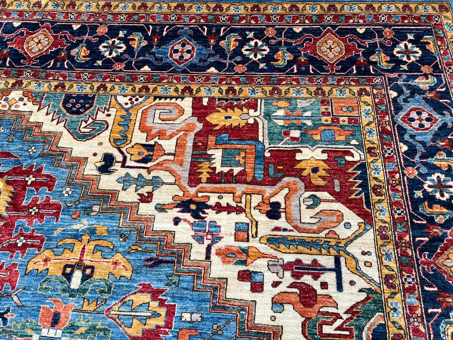 Transitional Heriz 12'1"x15'0" Area Rug