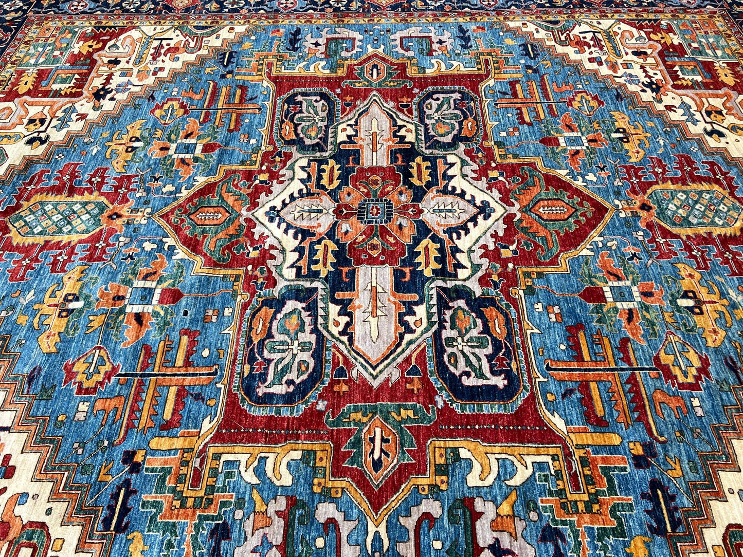 Transitional Heriz 12'1"x15'0" Area Rug