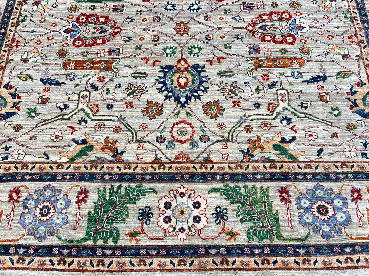 Transitional Bijar 8'11"x11'9" Area Rug