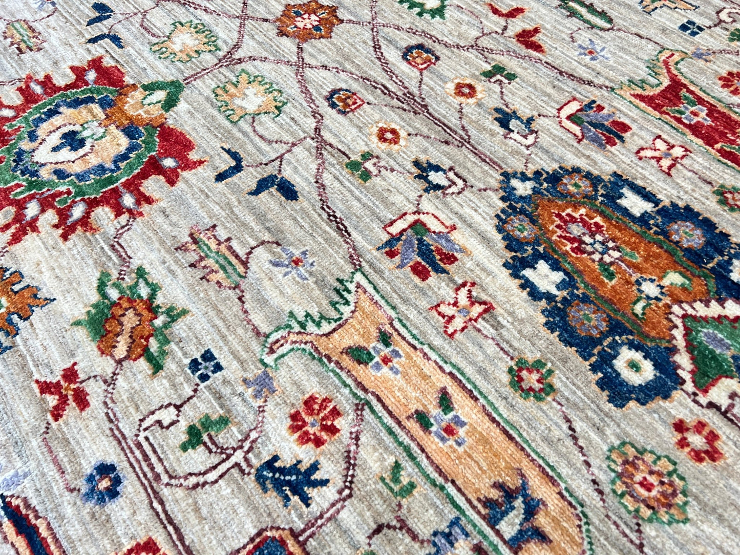 Transitional Bijar 8'11"x11'9" Area Rug