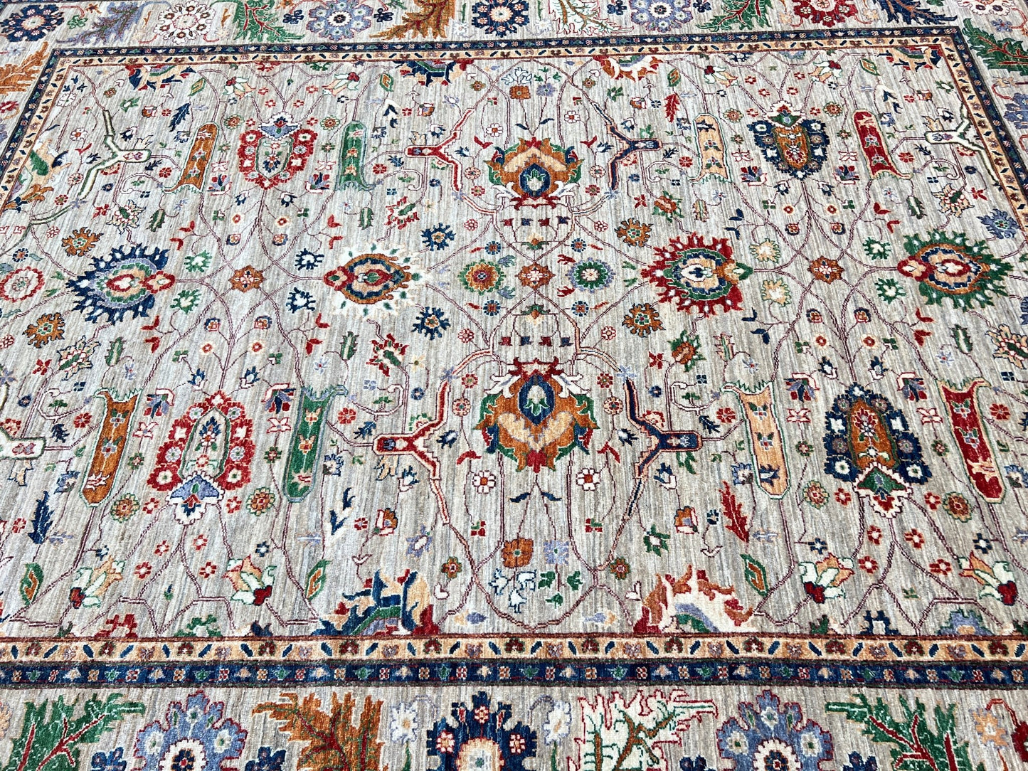 Transitional Bijar 8'11"x11'9" Area Rug