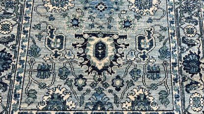 Transitional Heriz 3'x4'10" Area Rug