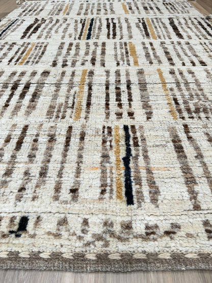Moroccan Style 4'2"x6'1" Area Rug