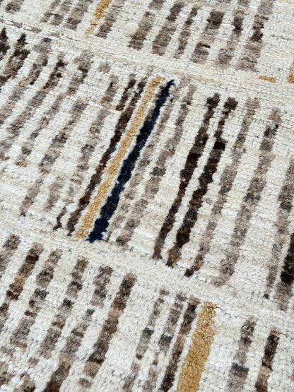 Moroccan Style 4'2"x6'1" Area Rug