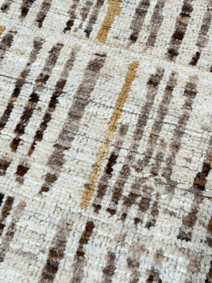 Moroccan Style 4'2"x6'1" Area Rug